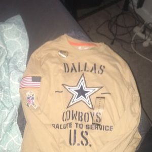 Men’s long sleeve shirt